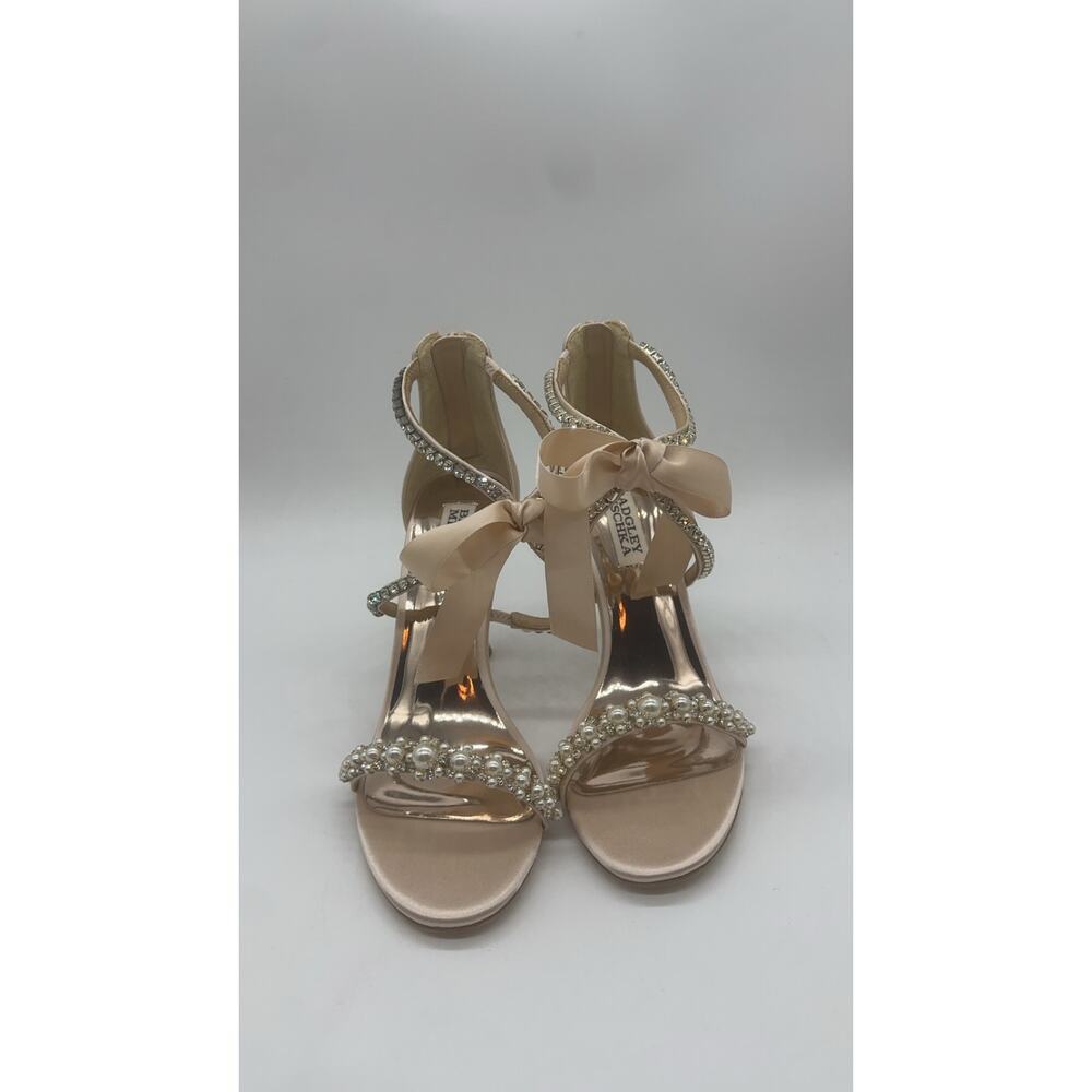 Badgley Mischka Women's Nayeli Drama Heel Sandals Ivory Satin Size 6.5 MSRP $285